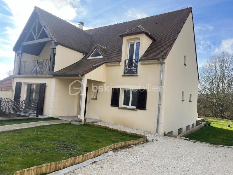 Maison - 190 m² - 7 pièces