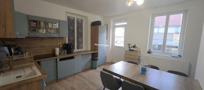 Maison - 92 m² - 5 pièces