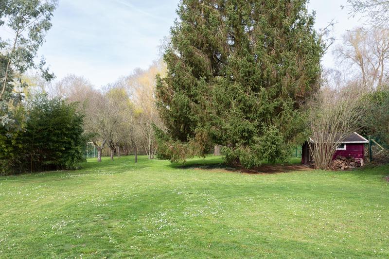 Villa - 246 m² - 8 pièces