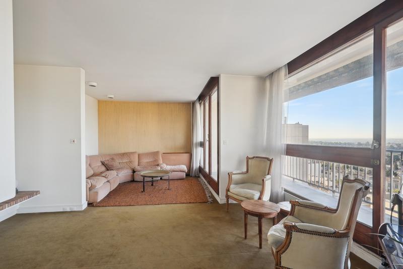 Appartement - 208 m² - 9 pièces