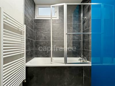 Maison - 104 m² - 6 pièces