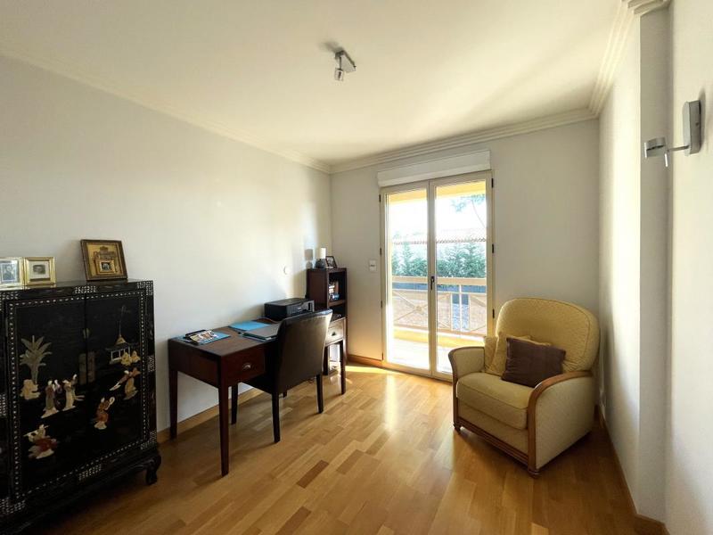 Appartement - 113 m² - 4 pièces