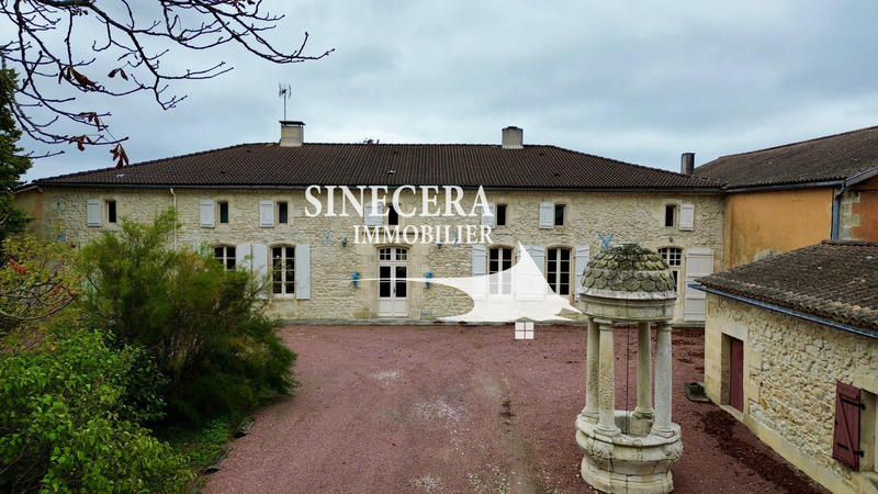 Propriété - 520 m² - 12 pièces