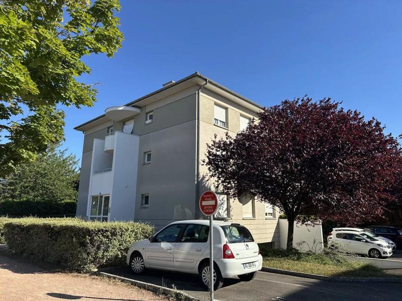 Appartement - 82 m² - 4 pièces