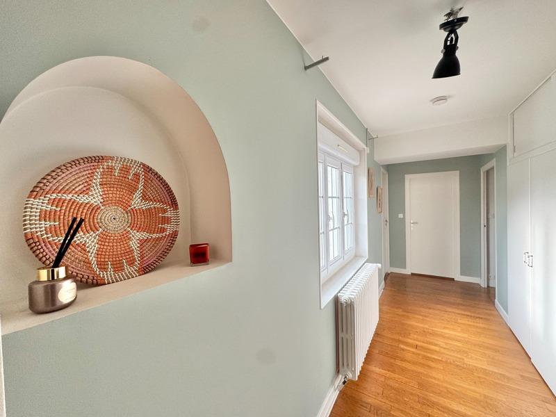 Maison - 170 m² - 7 pièces