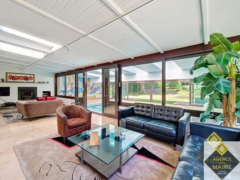 Maison - 170 m² - 6 pièces