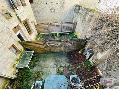 Maison - 304 m² - 11 pièces