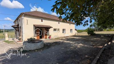 Maison - 145 m² - 5 pièces