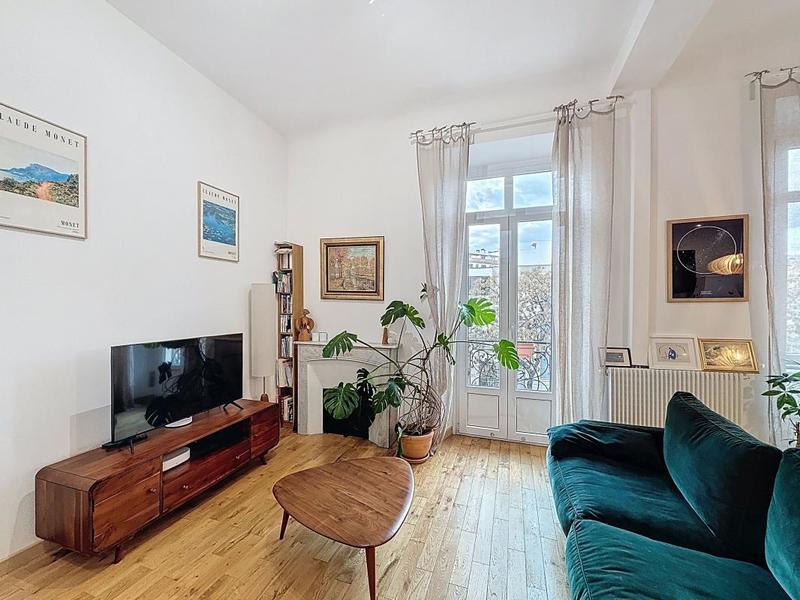 Appartement - 60 m² - 3 pièces