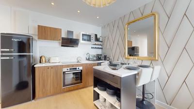 Appartement - 82 m² - 5 pièces