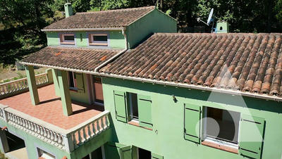 Maison - 110 m² - 6 pièces