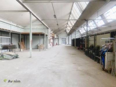 Local commercial - 1 270 m²