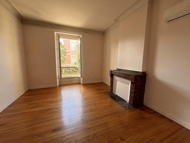 Appartement - 97 m² - 4 pièces