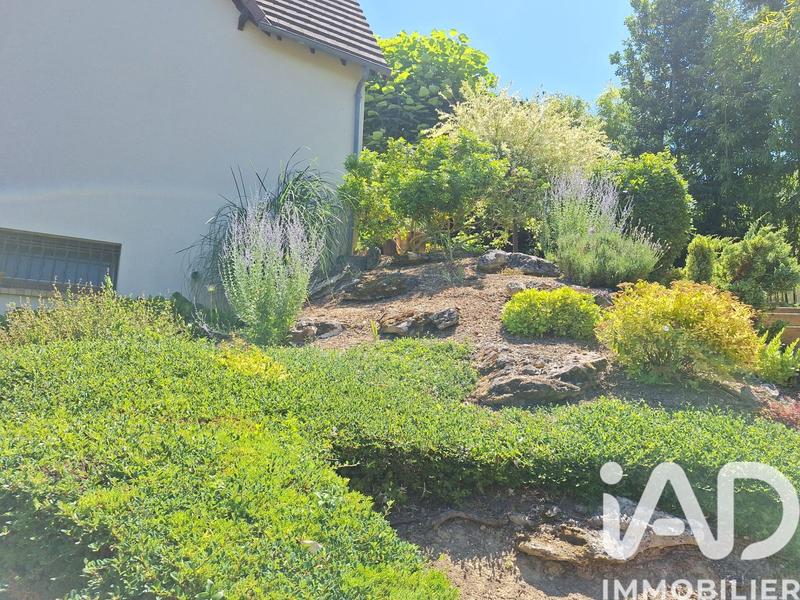 Maison - 181 m² - 5 pièces