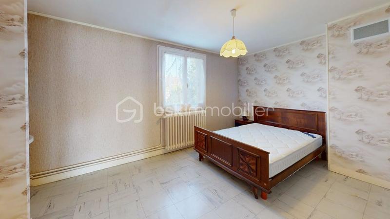 Maison - 111 m² - 6 pièces