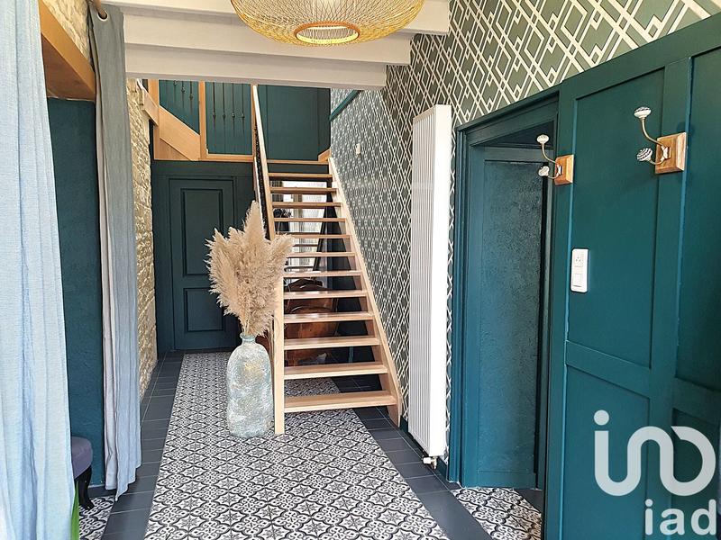 Maison - 250 m² - 7 pièces