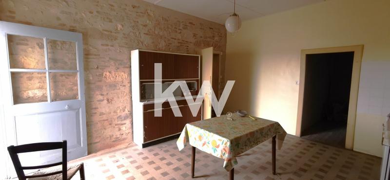 Maison - 216 m² - 8 pièces