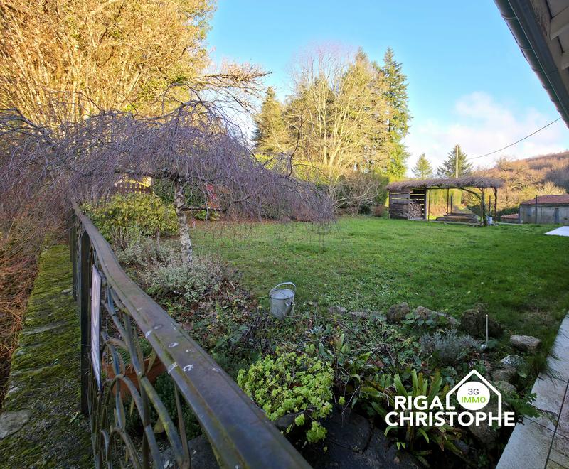 Maison - 200 m² - 9 pièces