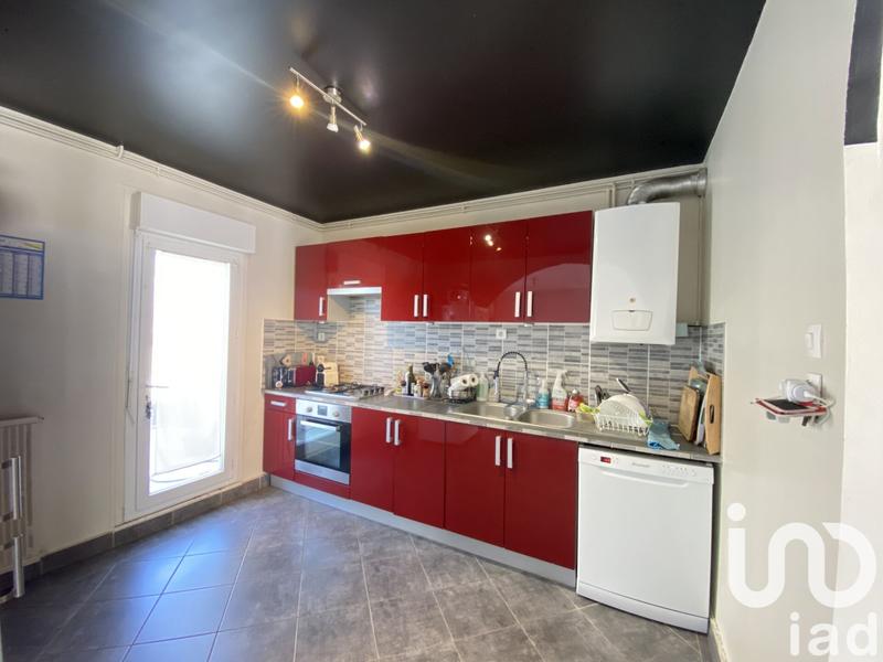 Maison - 99 m² - 5 pièces