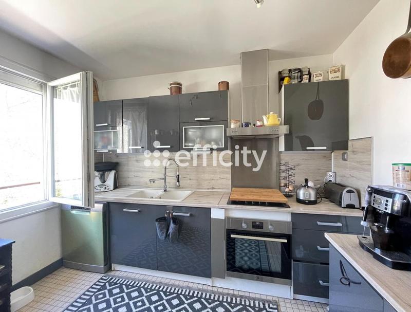 Maison - 80 m² - 4 pièces