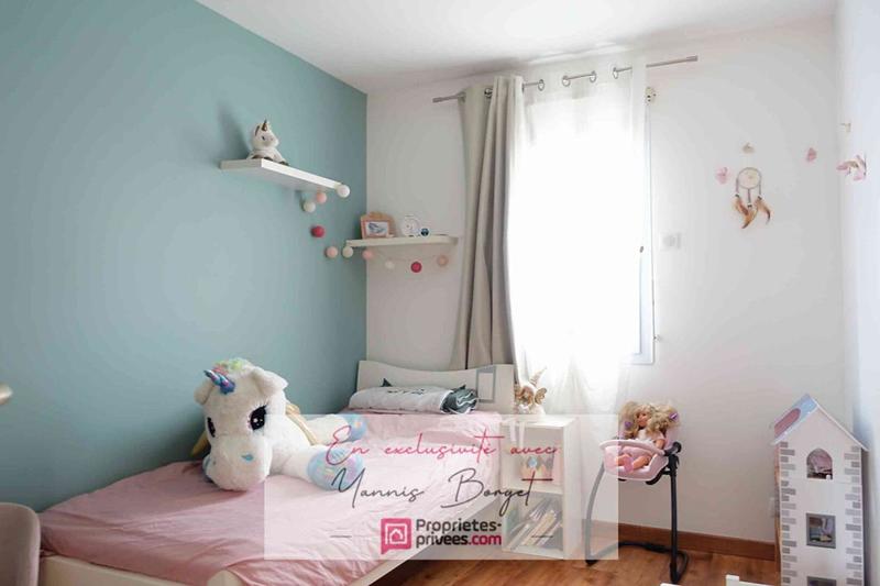 Maison - 90 m² - 5 pièces