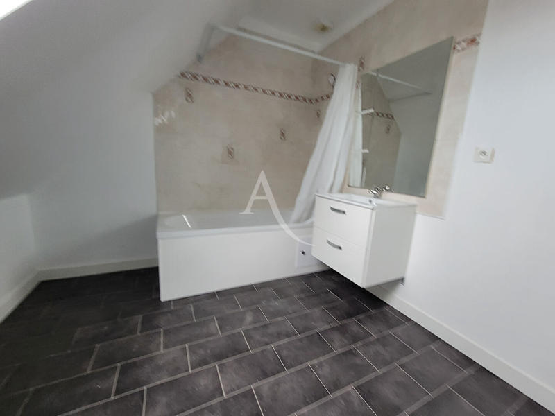 Maison - 101 m² - 5 pièces