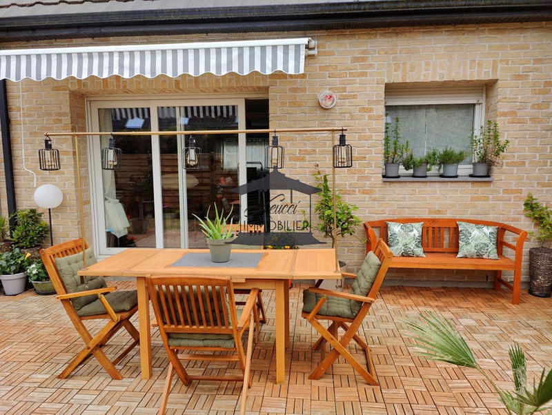 Pavillon - 96 m² - 4 pièces