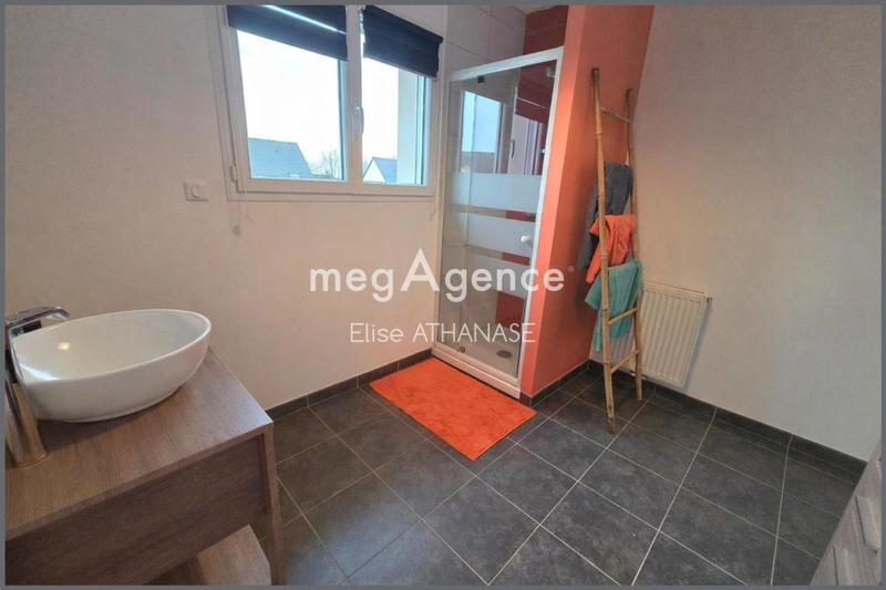 Maison traditionnelle - 135 m² - 6 pièces