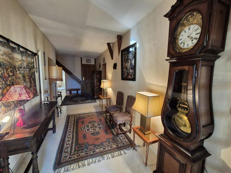 Duplex - 240 m² - 4 pièces