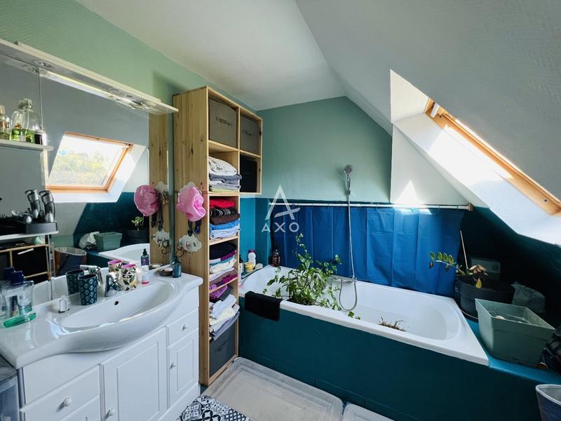 Maison - 120 m² - 8 pièces