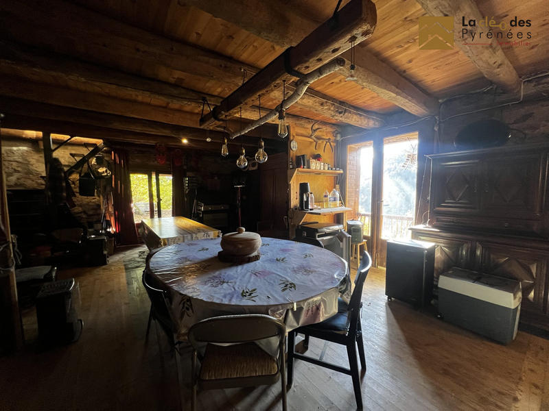 Maison ancienne - 98 m² - 4 pièces