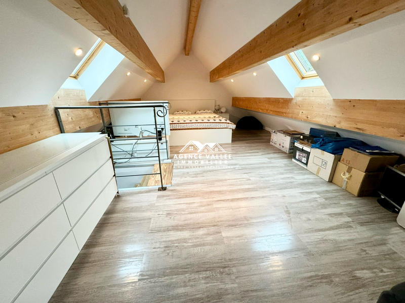 Appartement - 83 m² - 4 pièces