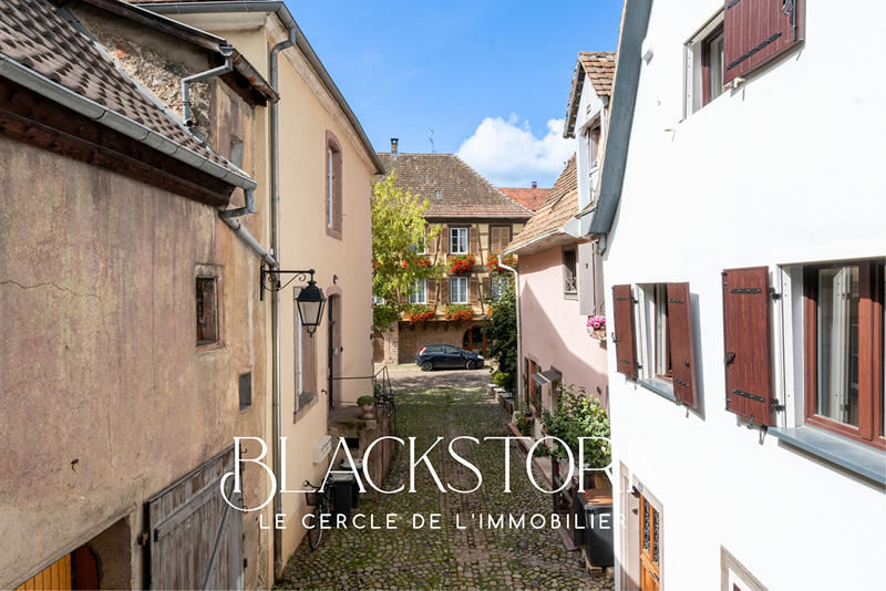 Maison - 850 m² - 20 pièces