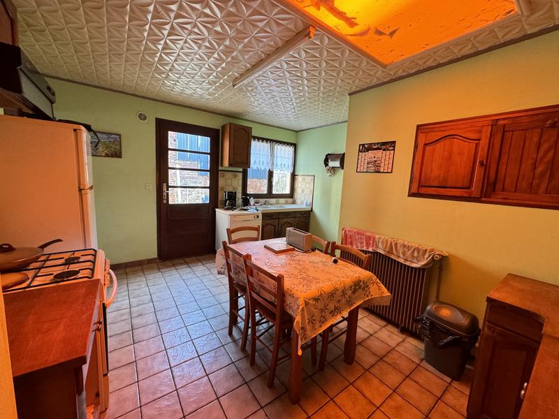 Maison - 102 m² - 4 pièces