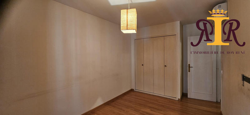 Appartement - 98 m² - 4 pièces