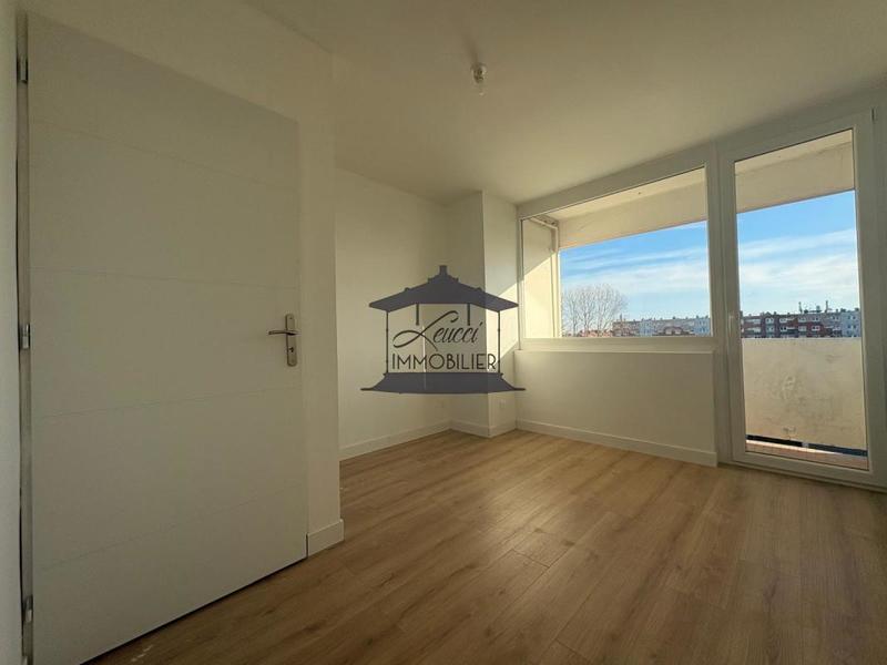 Appartement - 93 m² - 4 pièces