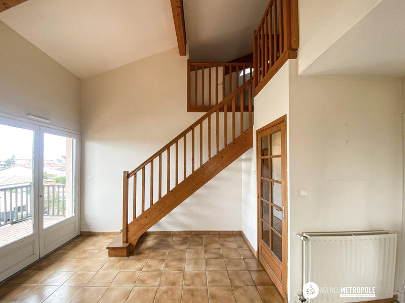 Appartement - 140 m² - 6 pièces