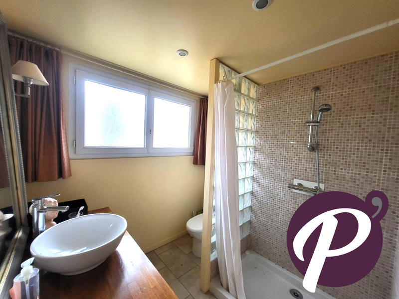 Maison - 176 m² - 6 pièces