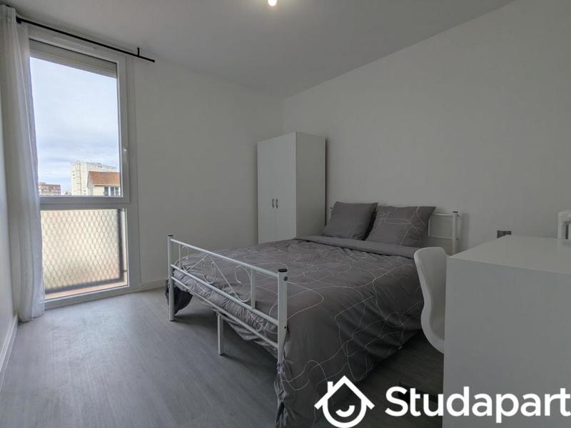 Chambre - 9 m² - 1 pièce