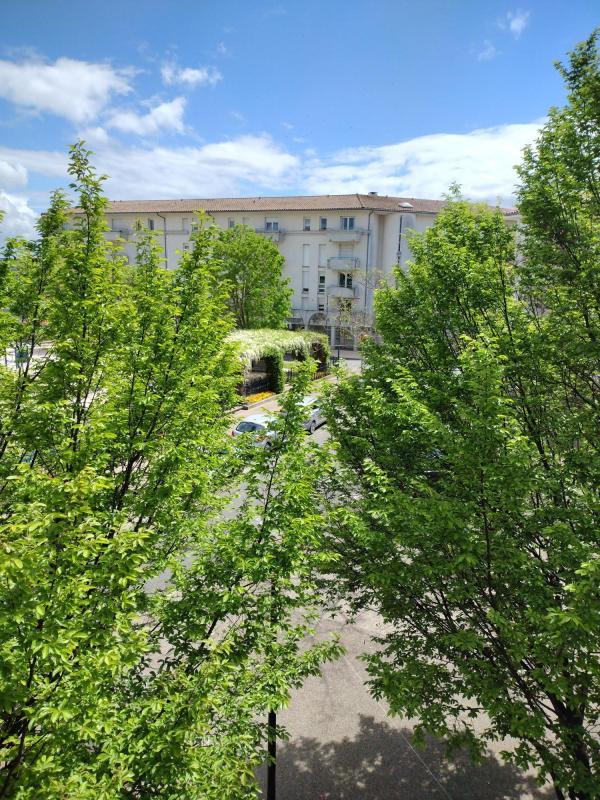 Appartement ancien - 67 m² - 3 pièces