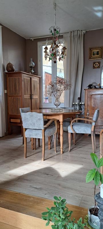 Maison - 184 m² - 9 pièces