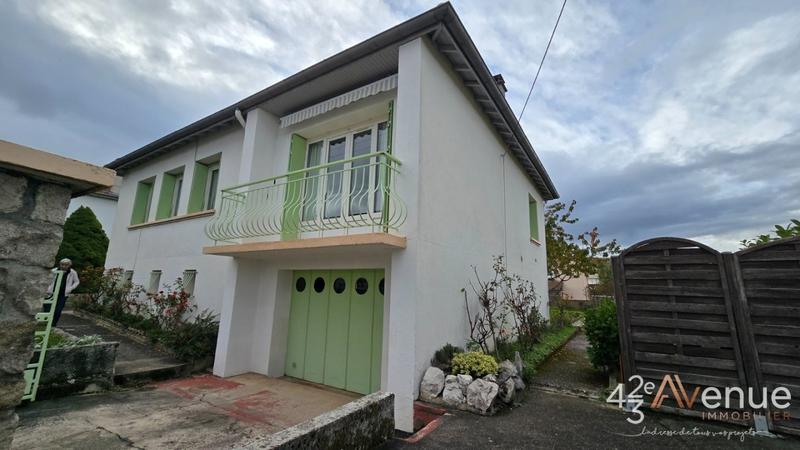 Maison - 90 m² - 5 pièces