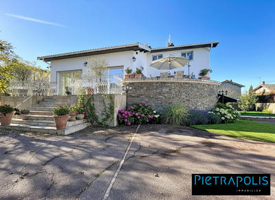 Villa - 390 m² - 14 pièces