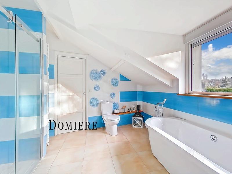 Maison - 200 m² - 8 pièces