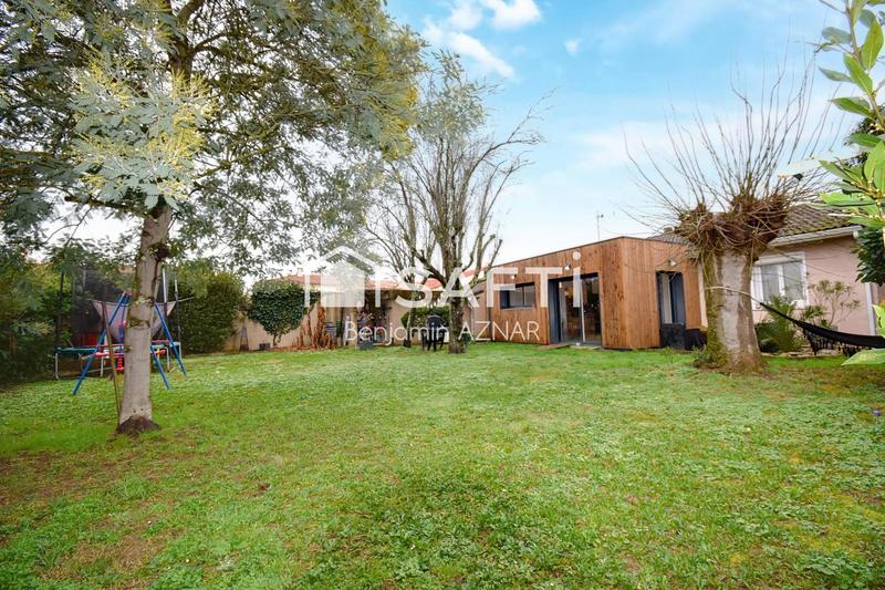 Maison - 104 m² - 4 pièces