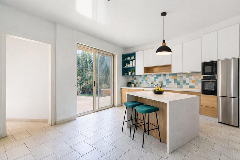 Maison ancienne - 243 m² - 8 pièces