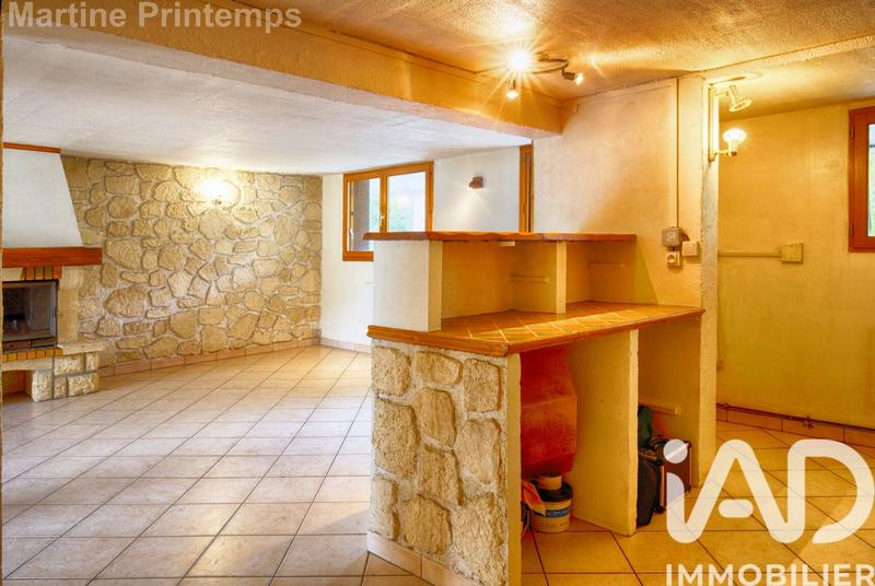 Maison - 96 m² - 5 pièces