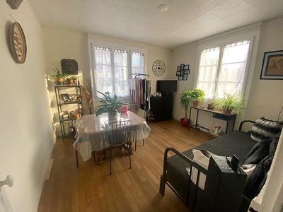 Immeuble - 210 m² - 11 pièces