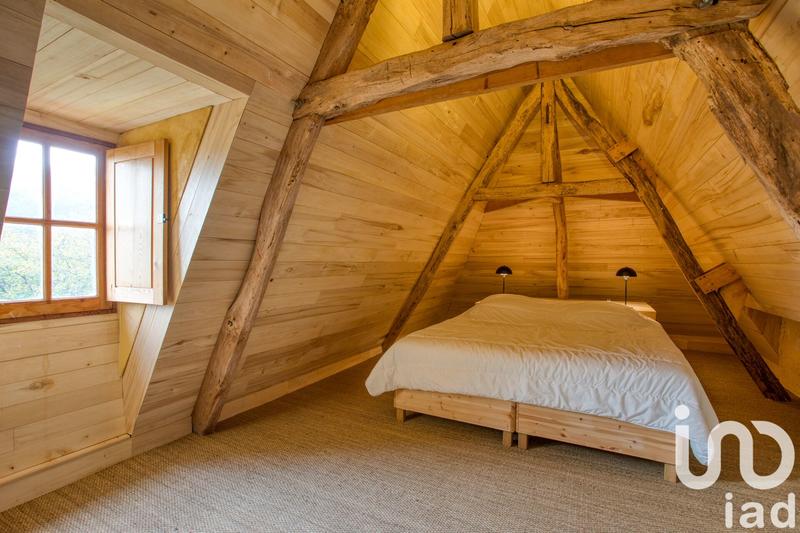 Maison - 180 m² - 7 pièces