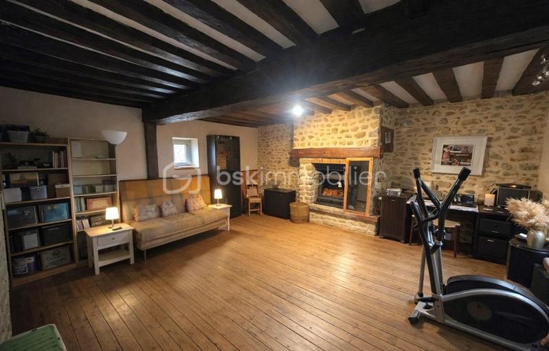 Maison en pierre - 107 m² - 6 pièces